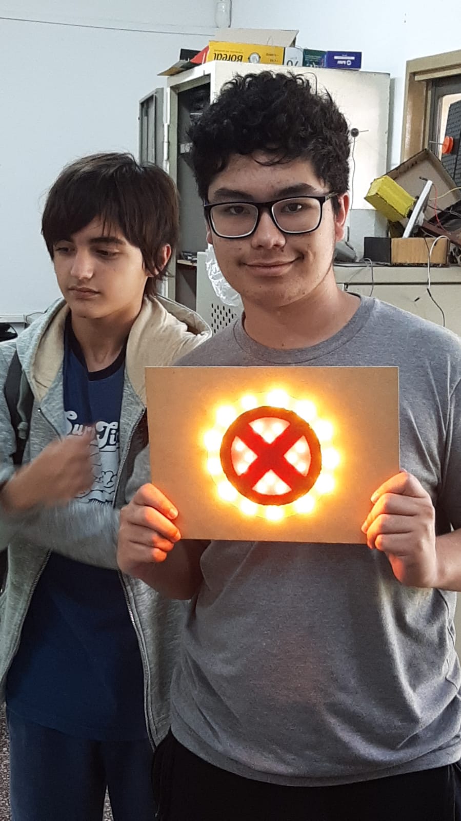 Proyecto técnico escolar
